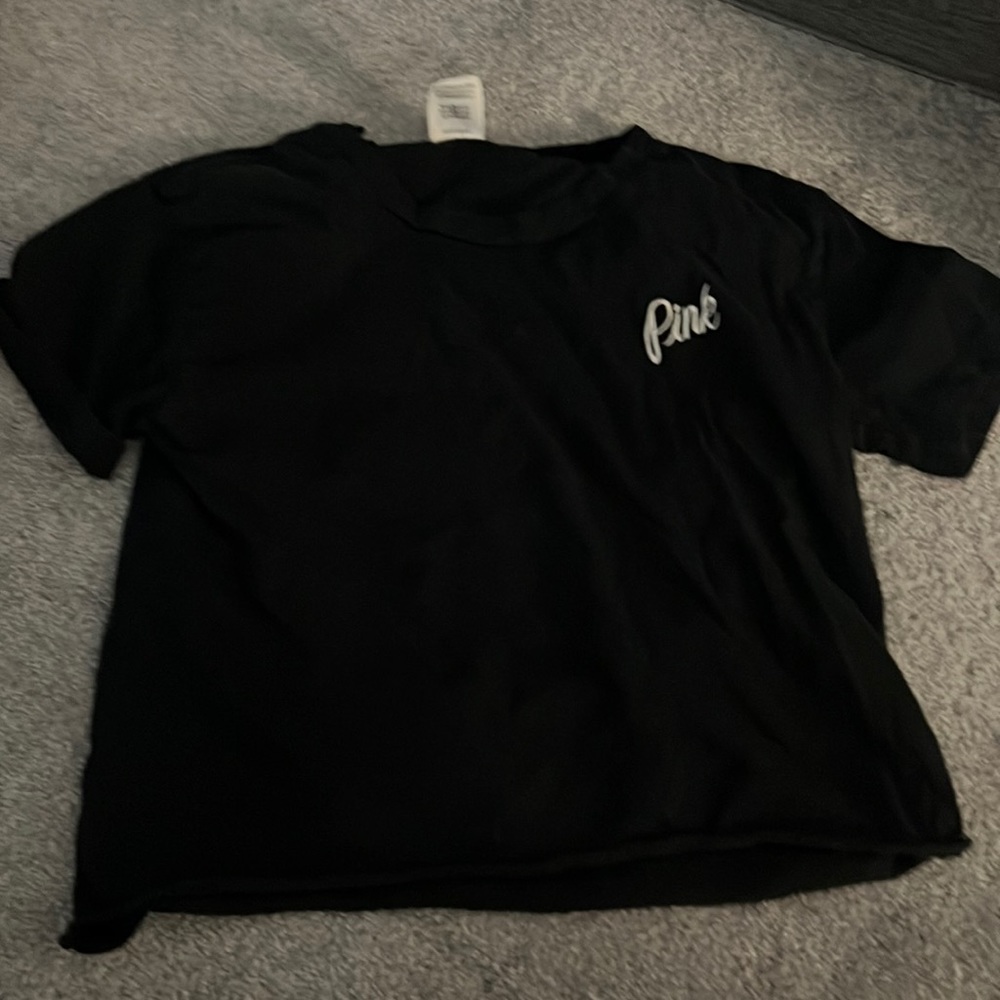 black crop top from pink
